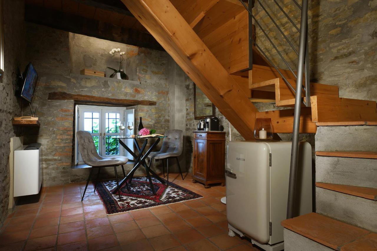 Ca 'D Calin Casa Nel Borgo Hotel Serralunga d'Alba Buitenkant foto