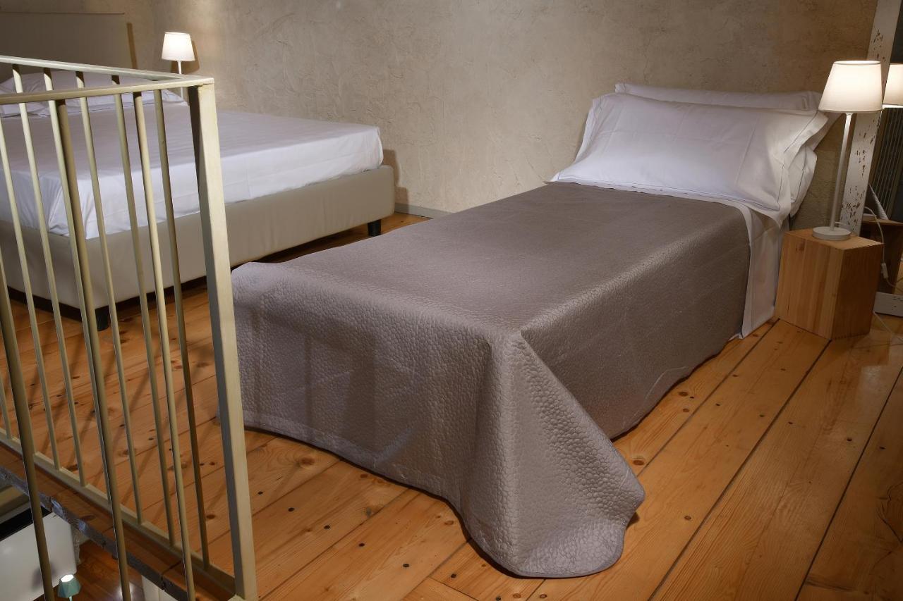 Ca 'D Calin Casa Nel Borgo Hotel Serralunga d'Alba Buitenkant foto